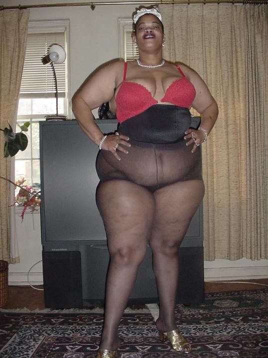 Big Fat Black Mama Boobs - Very big black mama shows her fat ass